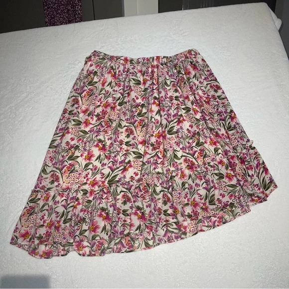 Lane Bryant Plus Size Floral Assymetric Hem Faux Wrap Knee Length Skirt Fair - Picture 11 of 12